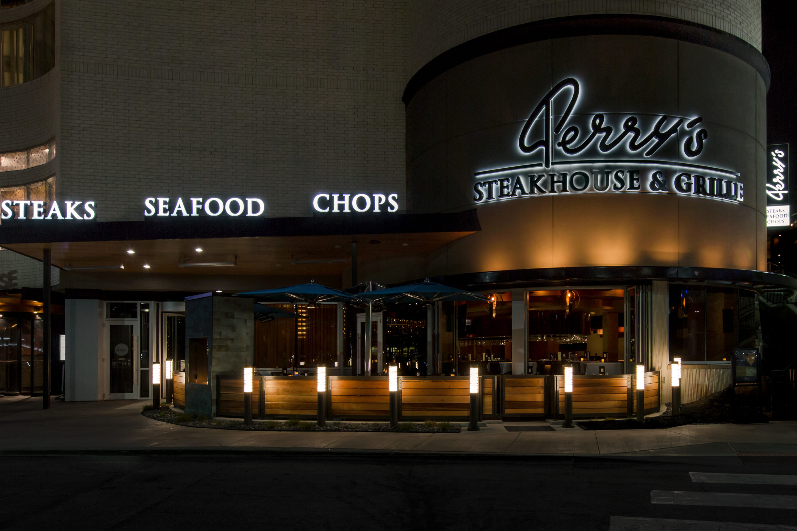 Oak Brook Perry's Steakhouse & Grille® Fine Dining in Chicago, Illinois