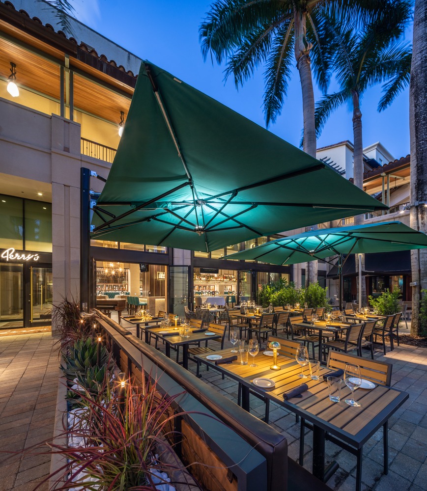 Low Res Perrys Steakhouse Grille Coral Gables Exterior With View Of Entrance 