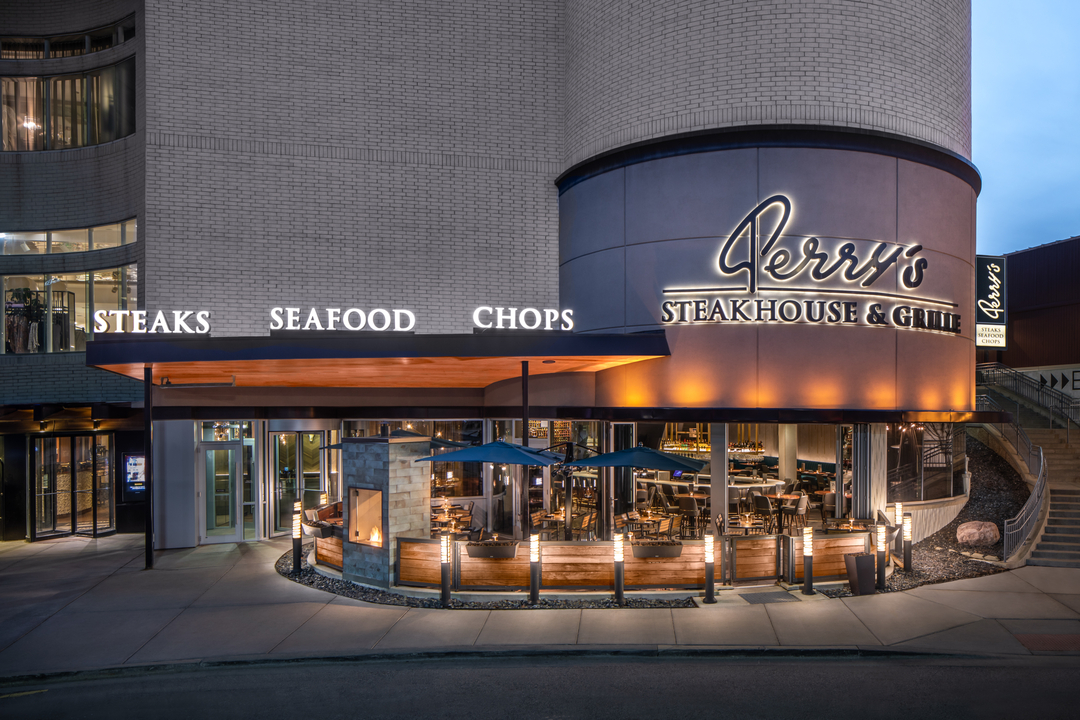 Perry's steakhouse store & grille