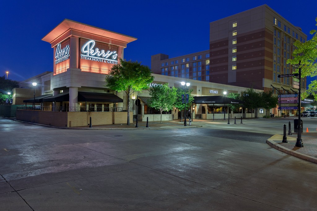 Sugar Land Perry's Steakhouse & Grille® Fine Dining in Houston, TX
